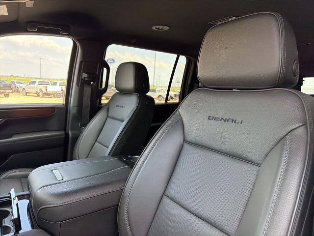 2025 GMC Yukon XL 4WD Denali