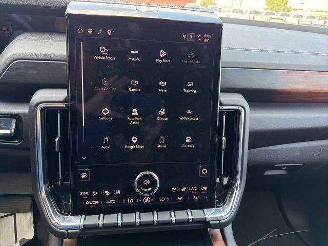 2025 GMC Yukon XL 4WD Denali