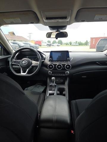 2021 Nissan Sentra SV Xtronic CVT