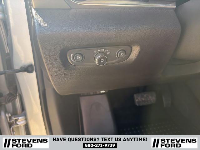 2021 Chevrolet Traverse FWD LT Cloth