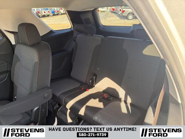 2021 Chevrolet Traverse FWD LT Cloth