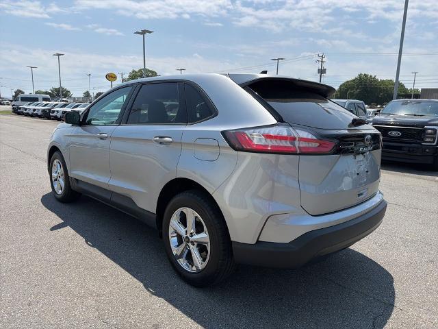 2023 Ford Edge SE