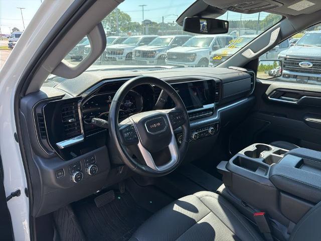 2023 GMC Sierra 1500 4WD Crew Cab Short Box SLT