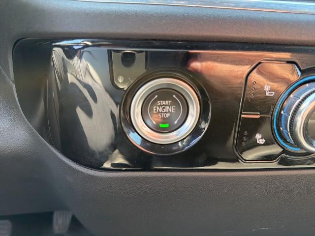 2023 GMC Sierra 1500 4WD Crew Cab Short Box SLT