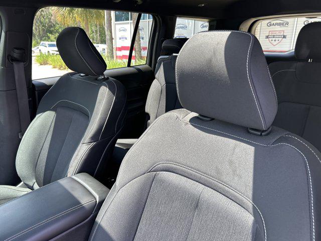 2025 Jeep Grand Cherokee L Laredo X 4x2