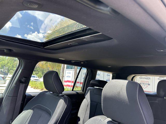 2025 Jeep Grand Cherokee L Laredo X 4x2