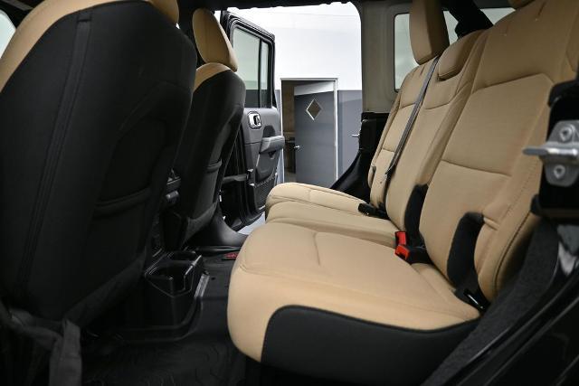 2021 Jeep Wrangler Sahara 4x4