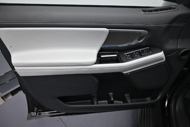 2025 Ford Expedition Platinum MAX