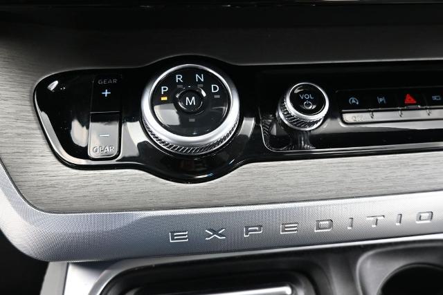 2025 Ford Expedition Platinum MAX