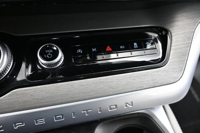 2025 Ford Expedition Platinum MAX