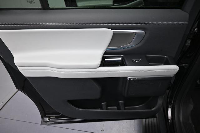 2025 Ford Expedition Platinum MAX