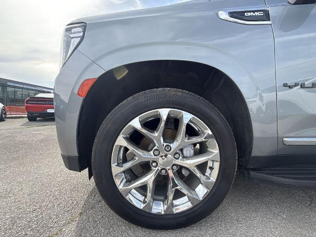 2023 GMC Yukon XL 4WD SLT