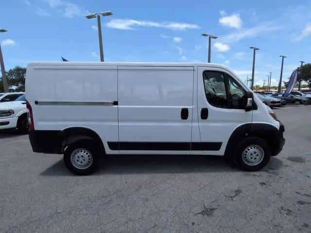 2025 Ram ProMaster 2500 Cargo Van Tradesman Low Roof 136" WB w/Pass Seat