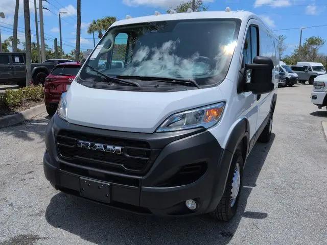 2025 Ram ProMaster 2500 Cargo Van Tradesman Low Roof 136" WB w/Pass Seat