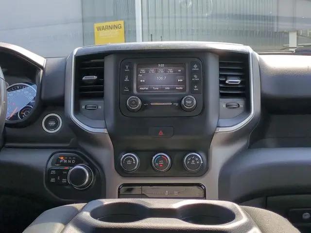 2019 Ram 1500 Big Horn/Lone Star Crew Cab 4x4 5'7" Box