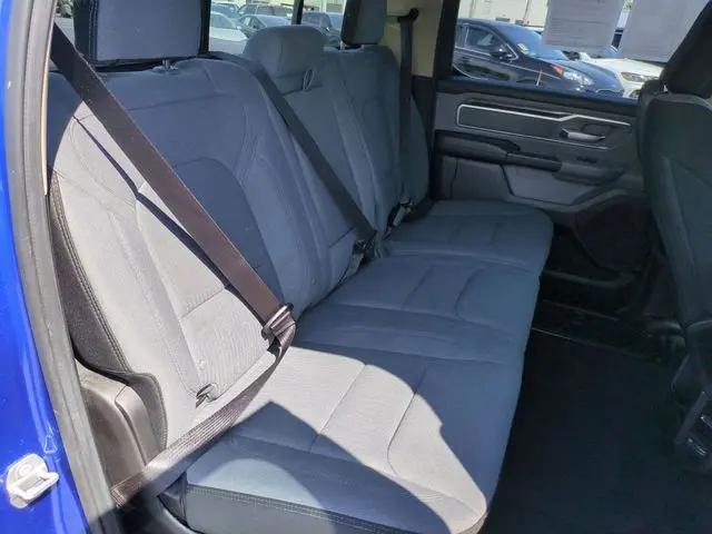 2019 Ram 1500 Big Horn/Lone Star Crew Cab 4x4 5'7" Box