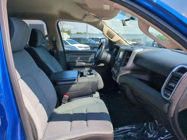 2019 Ram 1500 Big Horn/Lone Star Crew Cab 4x4 5'7" Box
