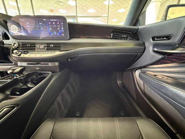 2022 Lexus LS 500 Base