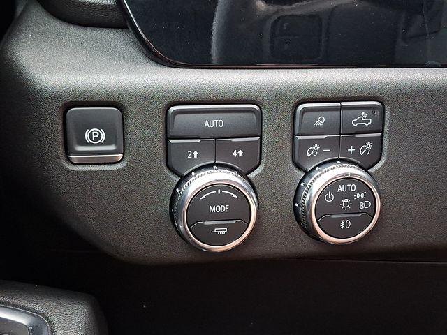 2025 GMC Sierra 1500 4WD Crew Cab Short Box SLT