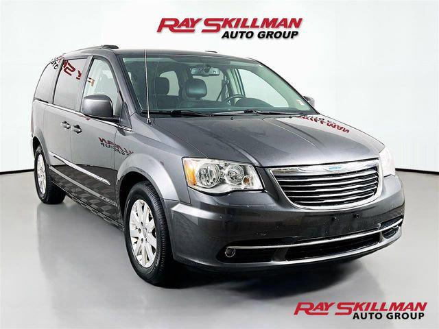2016 Chrysler Town & Country Touring for sale in Indianapolis, IN