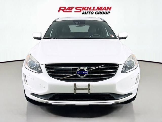 2016 Volvo XC60 T6 Drive-E Platinum