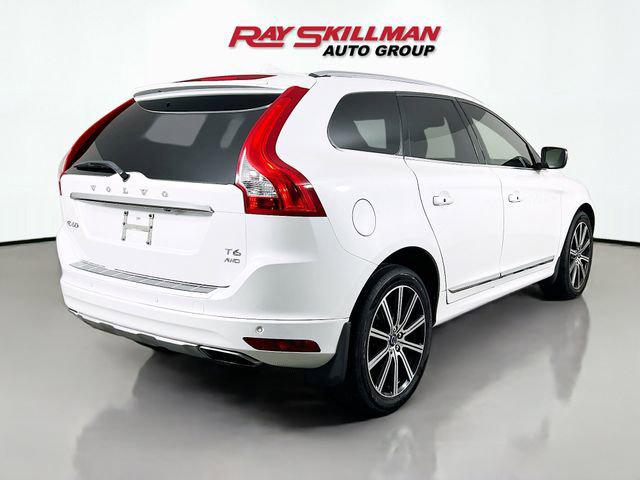 2016 Volvo XC60 T6 Drive-E Platinum