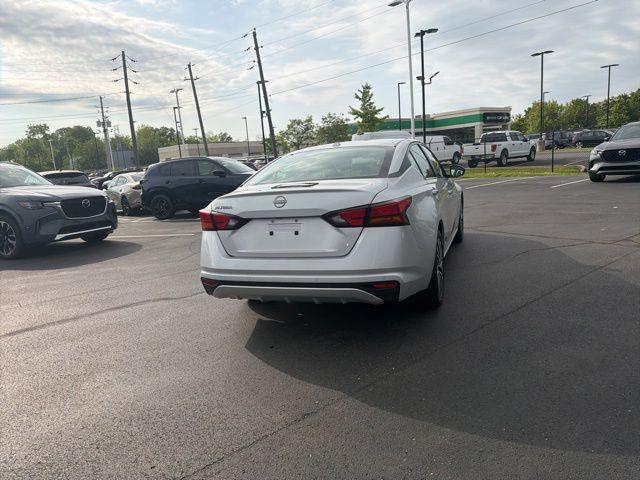 2025 Nissan Altima SV FWD