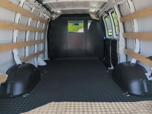 2025 Chevrolet Express Cargo Van RWD 2500 Regular Wheelbase WT