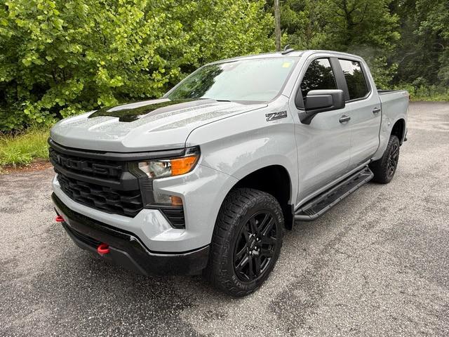 2024 Chevrolet Silverado 1500 4WD Crew Cab Short Bed Custom Trail Boss