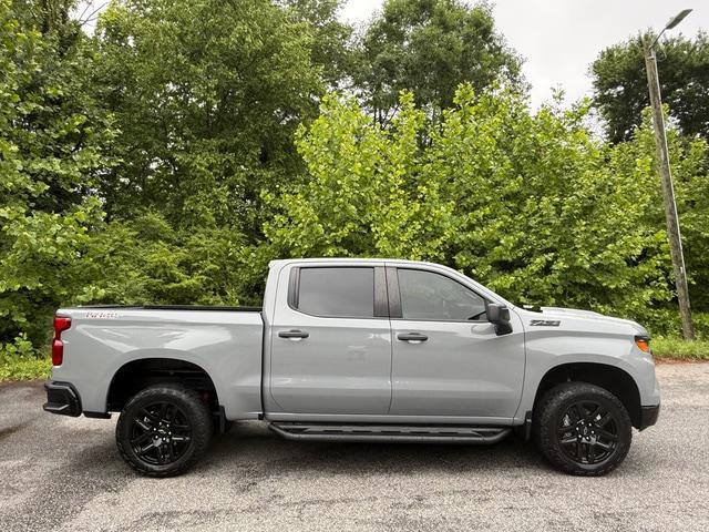 2024 Chevrolet Silverado 1500 4WD Crew Cab Short Bed Custom Trail Boss