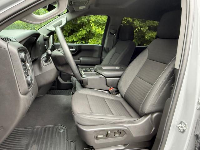 2024 Chevrolet Silverado 1500 4WD Crew Cab Short Bed Custom Trail Boss