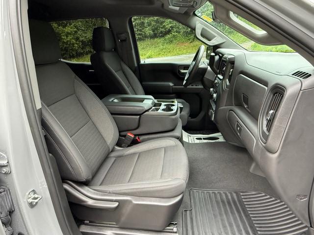 2024 Chevrolet Silverado 1500 4WD Crew Cab Short Bed Custom Trail Boss
