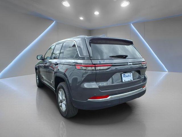 2024 Jeep Grand Cherokee Laredo X 4x4 2024 Jeep Grand Cherokee Laredo X 4x4