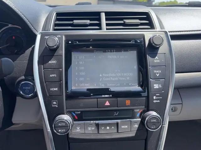 2016 Toyota Camry XLE