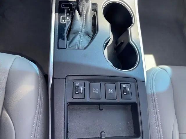 2016 Toyota Camry XLE