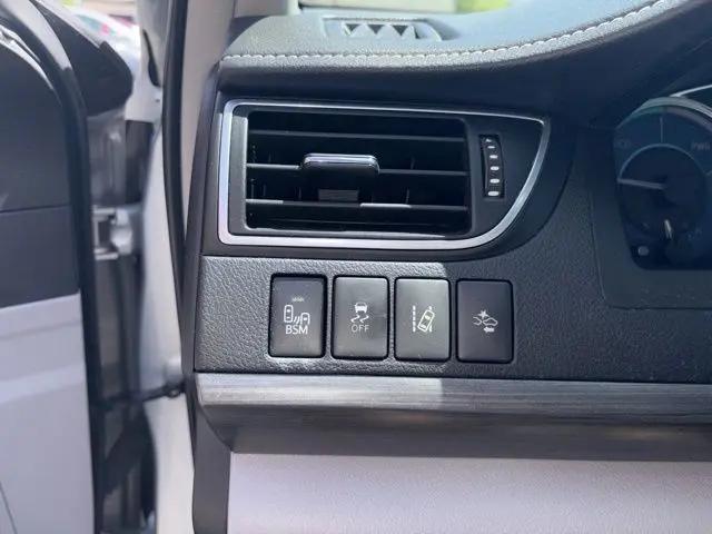 2016 Toyota Camry XLE