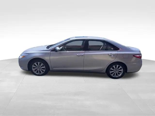 2016 Toyota Camry XLE