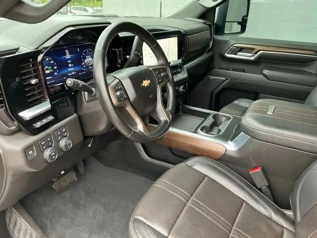 2024 Chevrolet Silverado 2500HD 4WD Crew Cab Standard Bed High Country