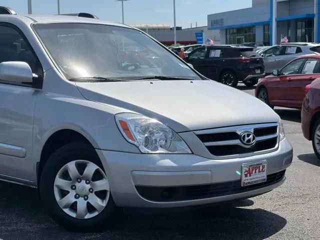2008 Hyundai Entourage GLS