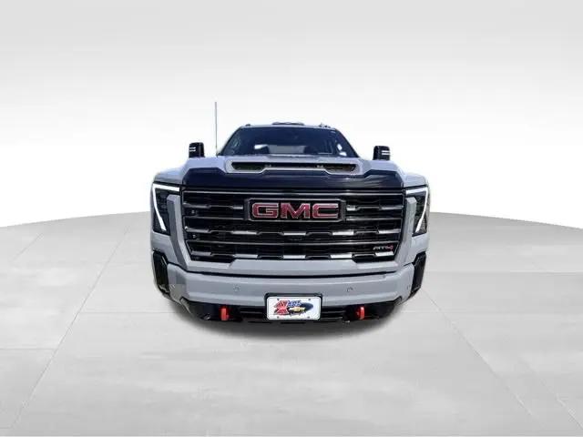 2025 GMC Sierra 2500HD 4WD Crew Cab Standard Bed AT4
