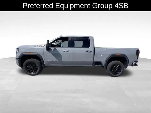 2025 GMC Sierra 2500HD 4WD Crew Cab Standard Bed AT4