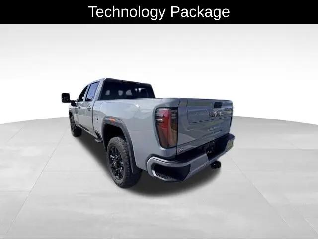 2025 GMC Sierra 2500HD 4WD Crew Cab Standard Bed AT4