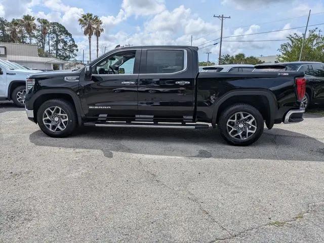 2026 GMC Sierra 1500 Crew Cab, Standard Bed, SLT, 4WD