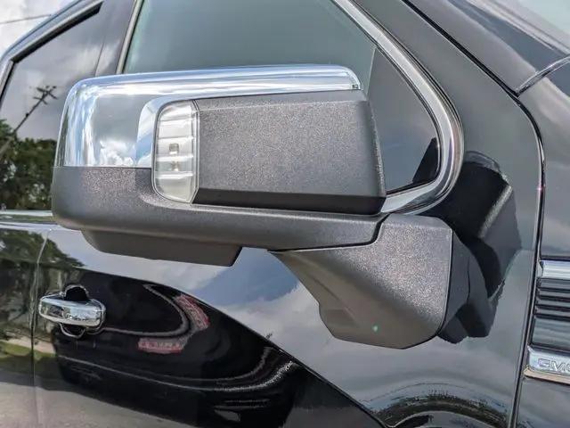 2026 GMC Sierra 1500 Crew Cab, Standard Bed, SLT, 4WD