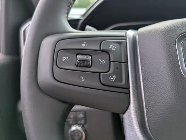 2026 GMC Sierra 1500 Crew Cab, Standard Bed, SLT, 4WD