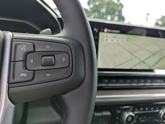 2026 GMC Sierra 1500 Crew Cab, Standard Bed, SLT, 4WD