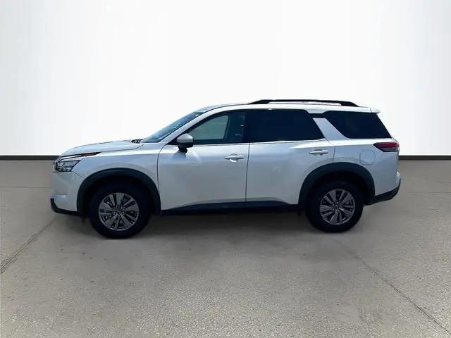 2025 Nissan Pathfinder SV 4WD