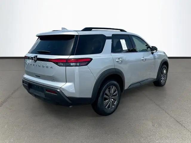 2025 Nissan Pathfinder SV 4WD