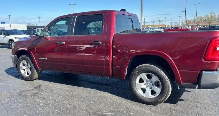 2025 Ram 1500 Big Horn Crew Cab 4x4 5'7" Box