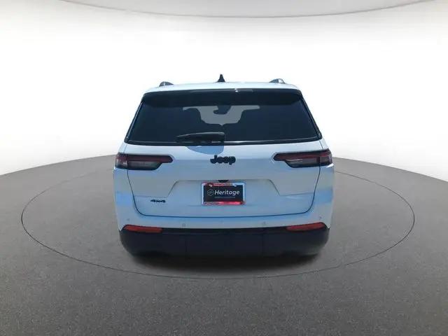 2023 Jeep Grand Cherokee L Altitude 4x4
